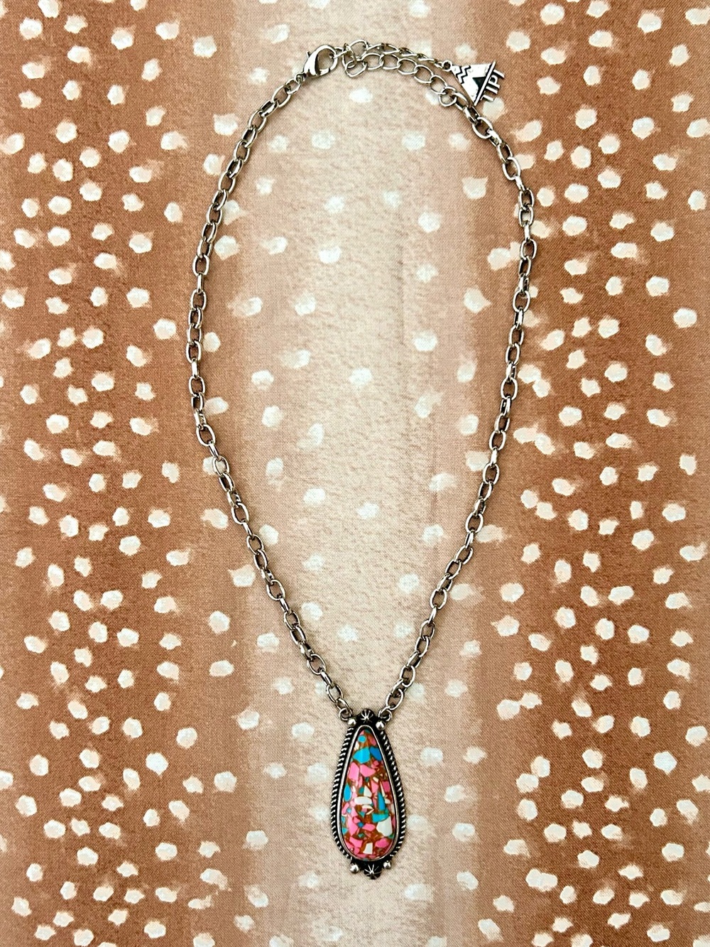 Western Gemstone Necklace, NEW